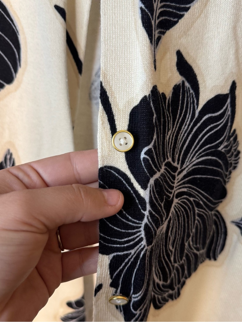 Susan Graver Weekend NWT Women's Cream Cardigan Size 3X - Picture 8 of 11